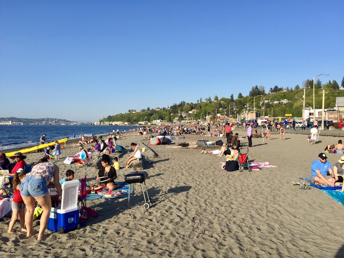 Alki Beach