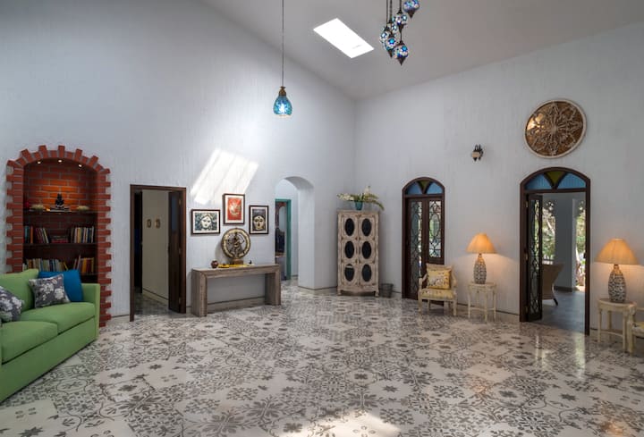 Can make space for a yoga class/ workshop/work-out