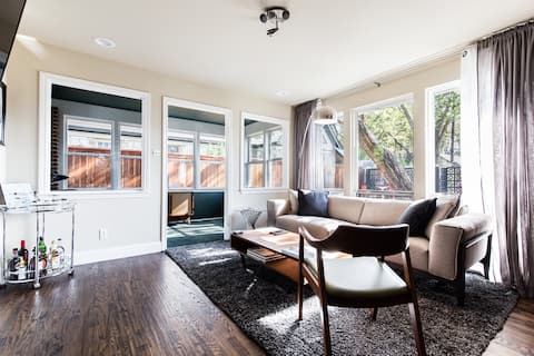 Popular Airbnb listing: Mid-Century Modern Oasis in the Heart of Dallas! in Love Field