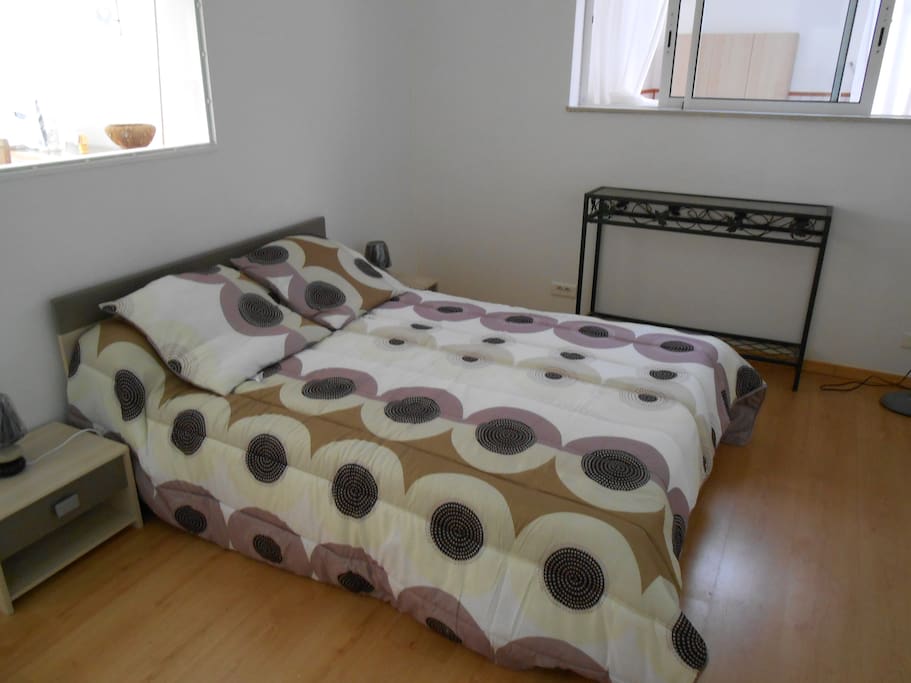 chambre lit de 140