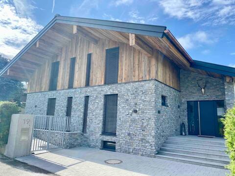 Luxury Chalet near Leogang & Zell am See