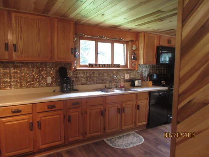 12 Best PetFriendly Cabin Rentals Near Ohiopyle, Pennsylvania