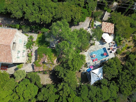Charming house with sea view pool near beach