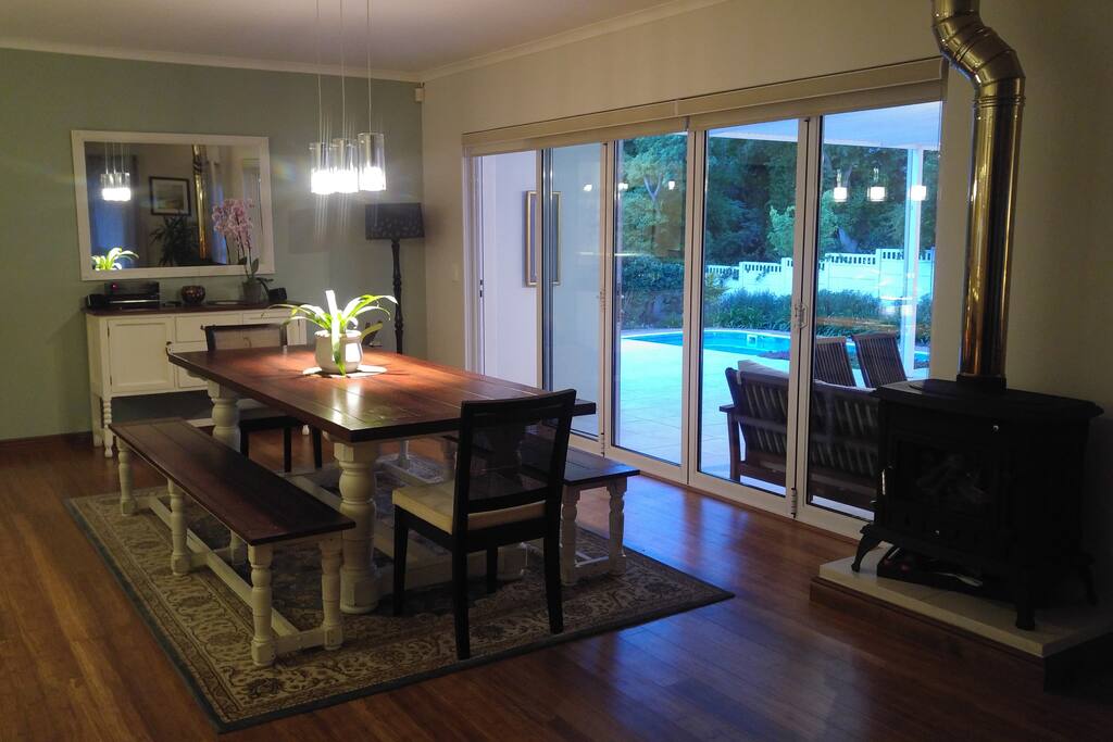 Stacking doors to open whole living area
