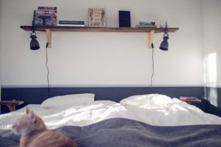 غرفة نوم 1 لشخصين بسرير مزدوج (180 سم)