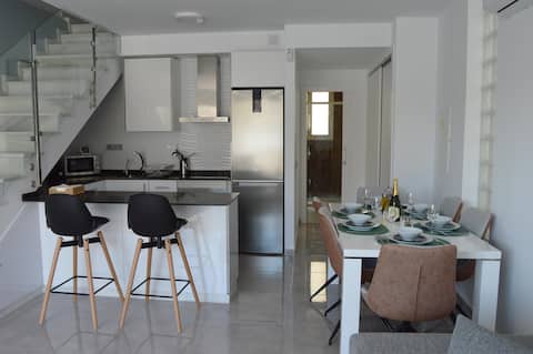 Airbnb con mejor rendimiento: Stunning 3 bedroom Villa with private pool en Los Alcázares