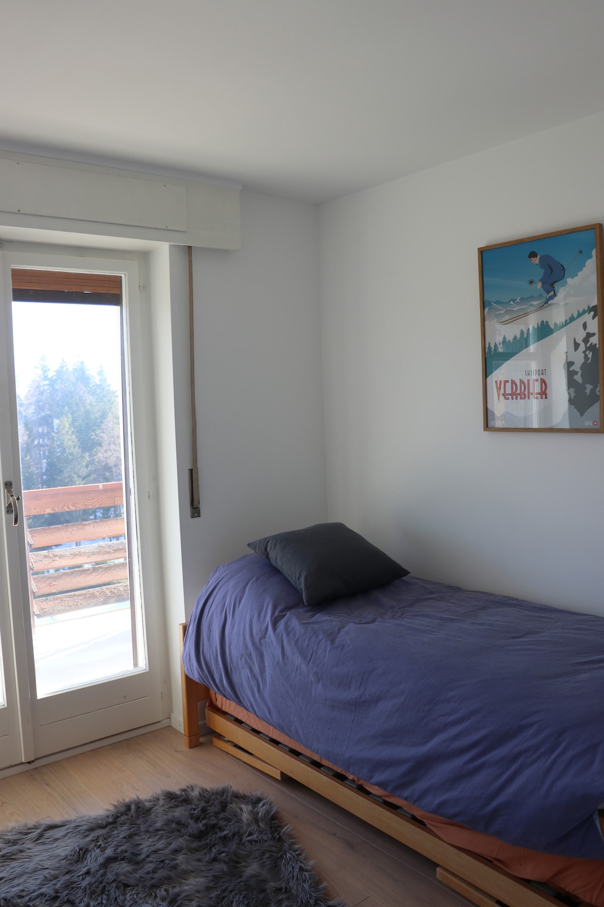 غرفة 3- سريران 90*200