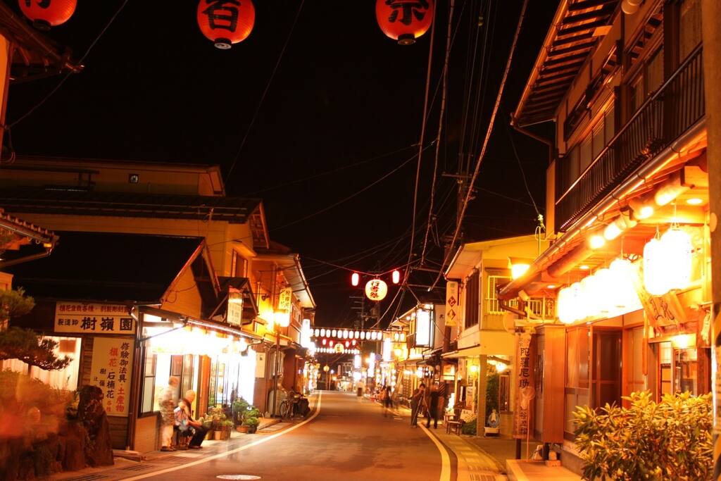 洞川温泉夜の街並み