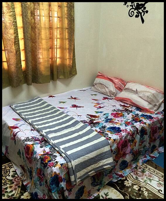 ROOM 1