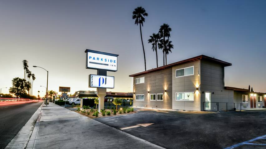 Parkside Inn
