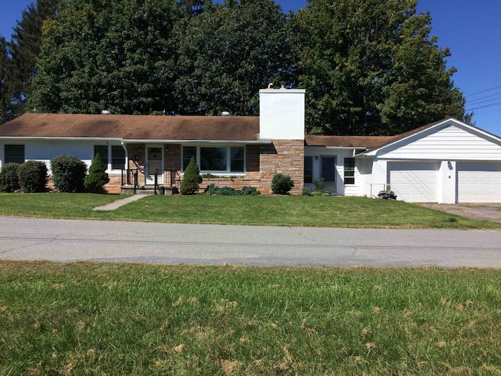 Fairlea Vacation Rentals & Homes West Virginia, United States Airbnb