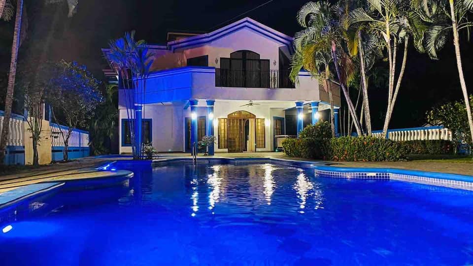 Top-earning Airbnb listing in Jutiapa, 4 bedrooms