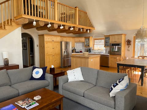 Successful Airbnb property: Retreat to an Aspen Grove Hideaway in Telluride! in Mountain Village