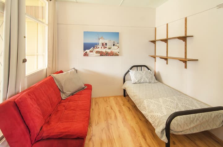 غرفة النوم 1