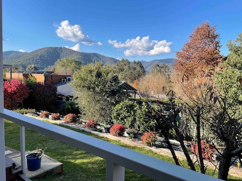 Popular Airbnb listing: Guesthouse with a view in Bright
