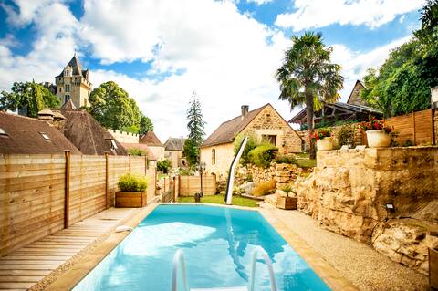 The terraces of Montfort. stone house with pool