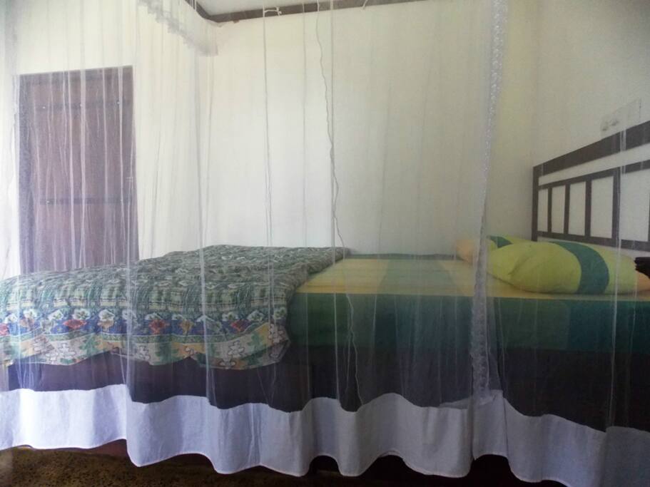 Room/bed