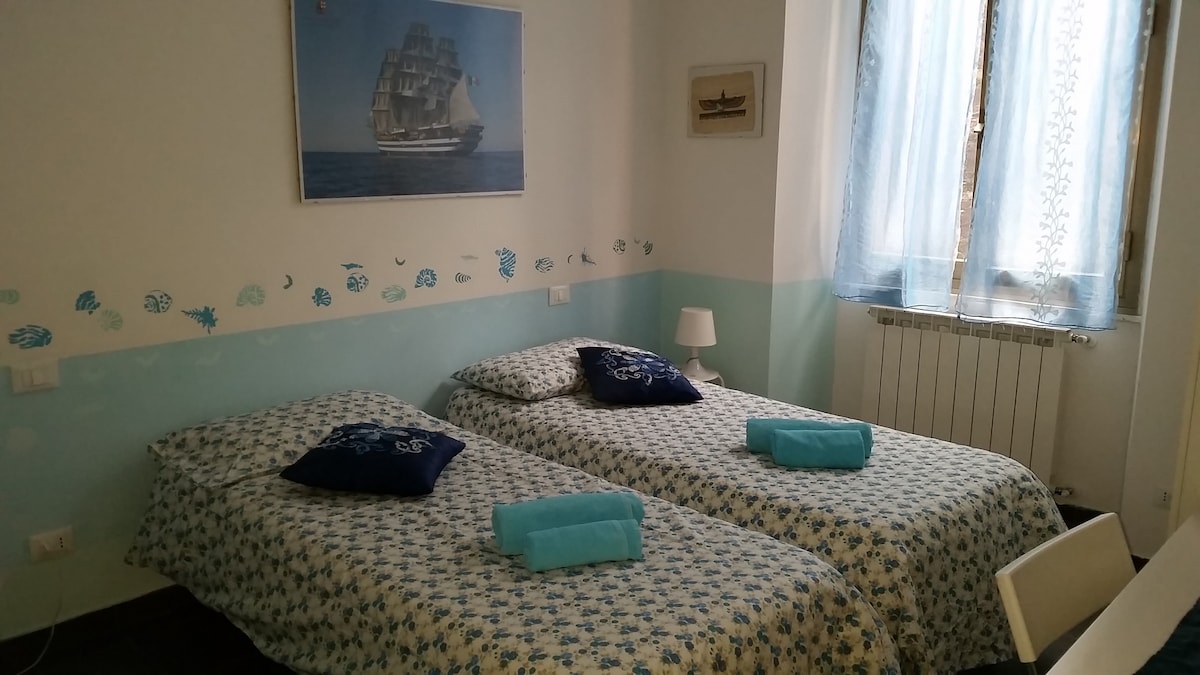 Dhomë gjumi 2 me krevate tek 