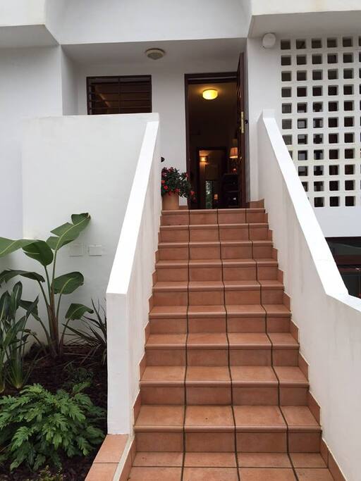 Welcome to Casa Froiland! Please leave us a message in the guest book in the basket in the lounge. We are so happy you chose to stay with us and hope you enjoy our little home as much as we do!