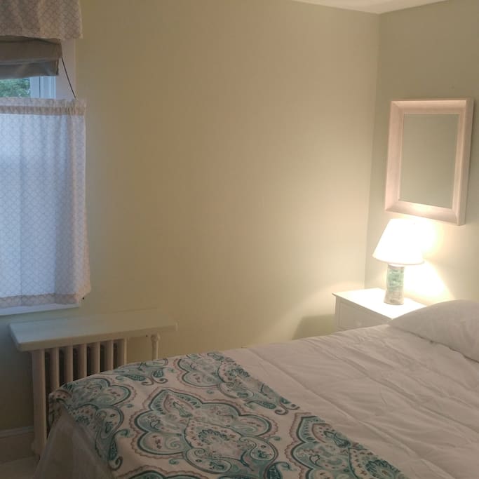 Queen bedroom