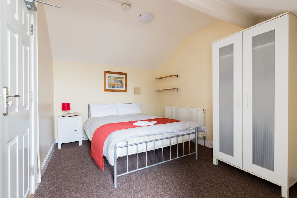 Top floor with City View room 3 - sleeps 2 max