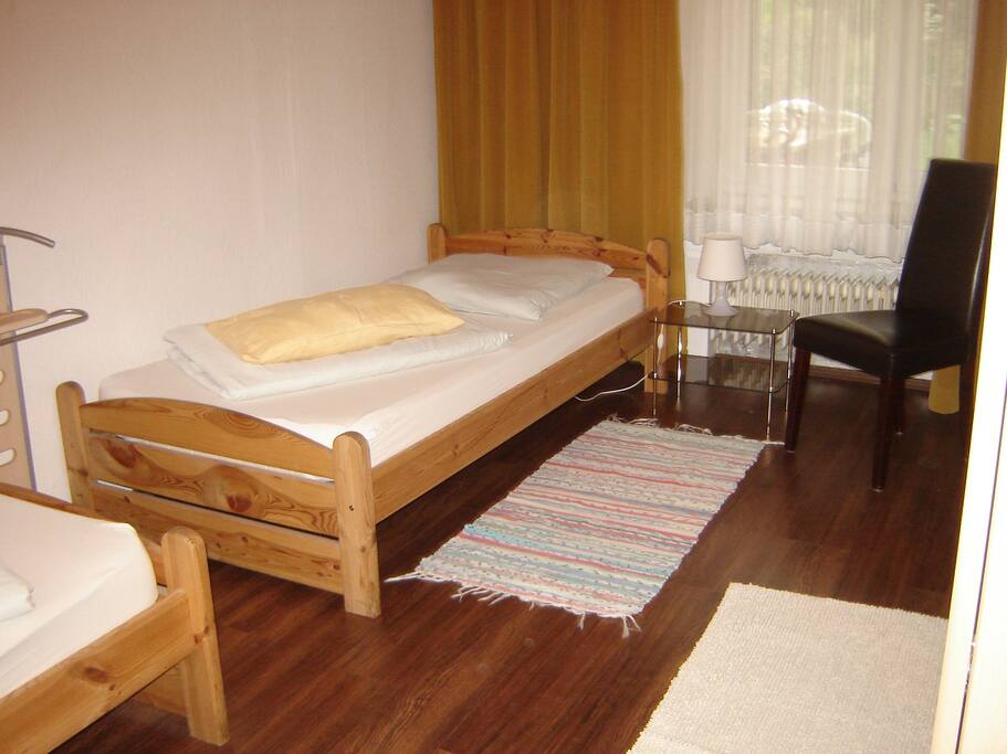 Zimmer mit 2 Betten