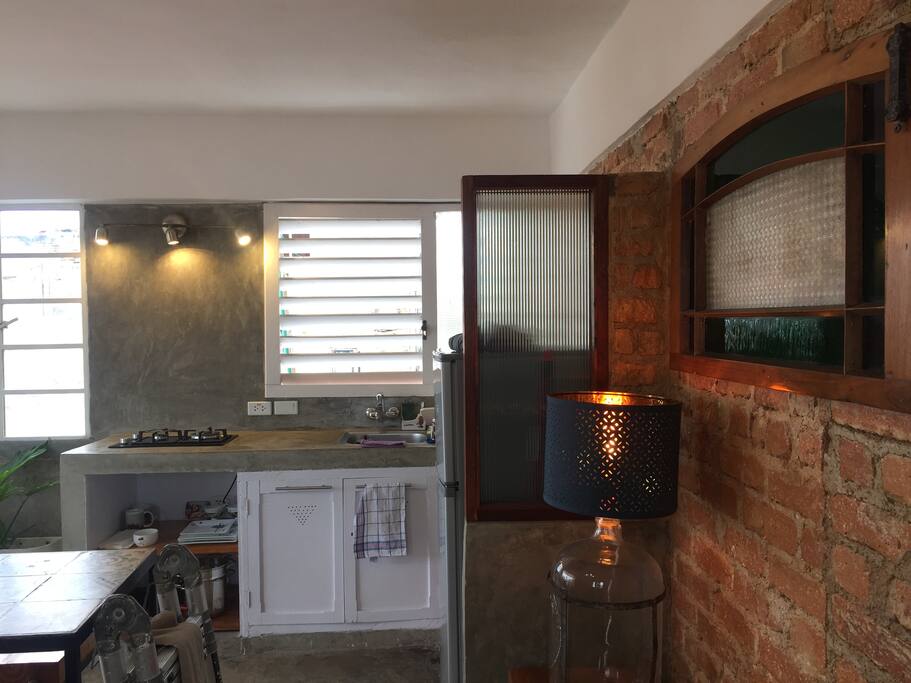 Cocina, comedor, salón: espacio abierto
