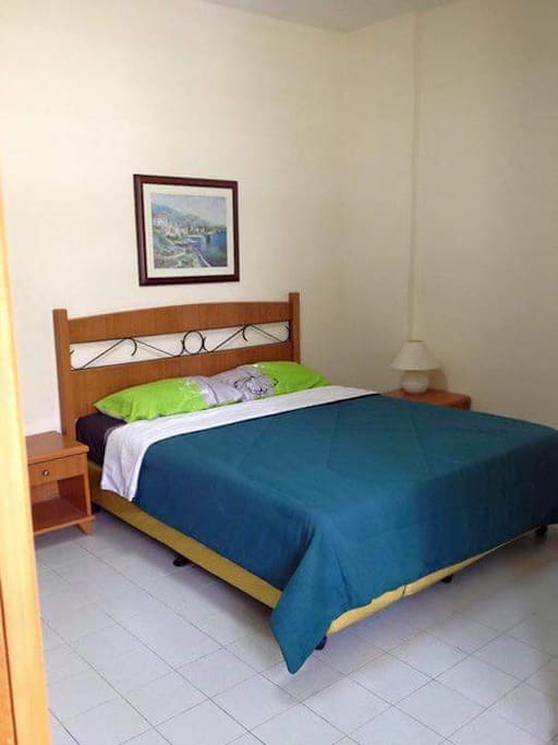 airconditioned room with ensuite bathroom