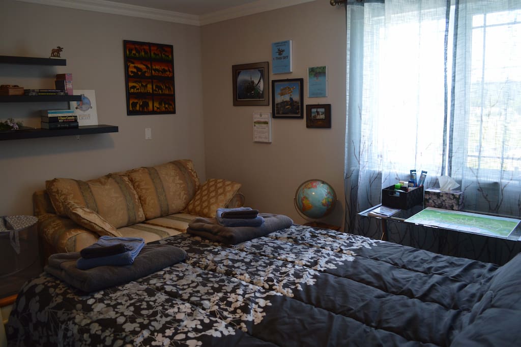 Seating area and desk in the room