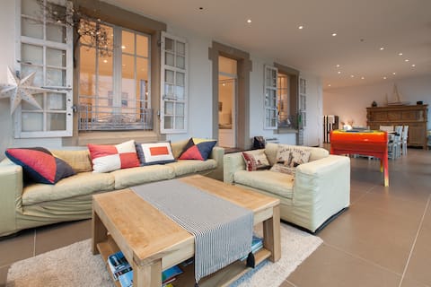 Large comfortable house for a friendly stay