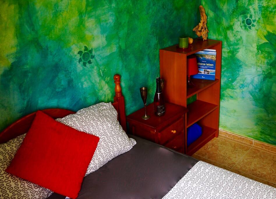 Dein Zimmer :-)