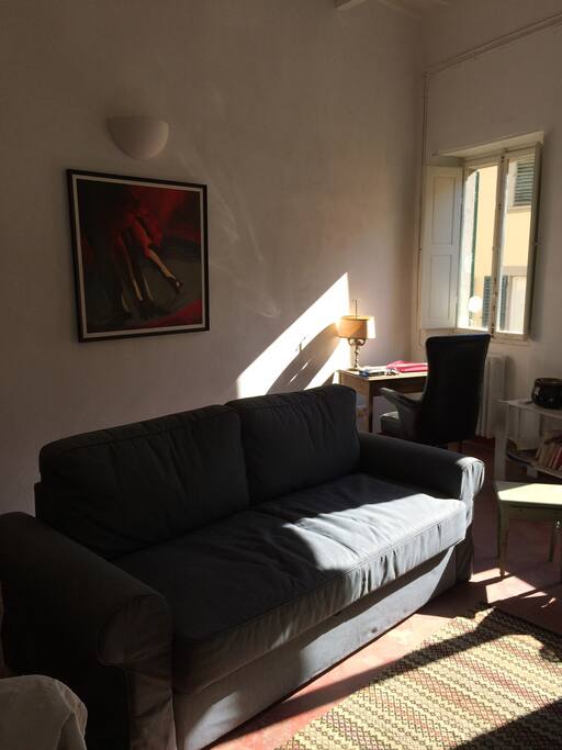 salotto e angolo studio