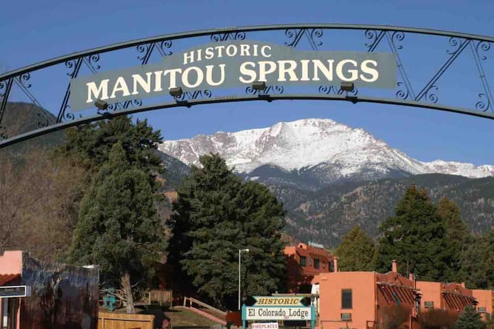 Manitou Springs Vacation Rentals | Condominiums and More | Airbnb