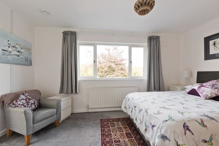 Hauptbett für 2 Personen