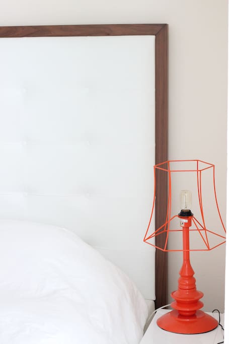 Contrasting Bed Side Lamp
