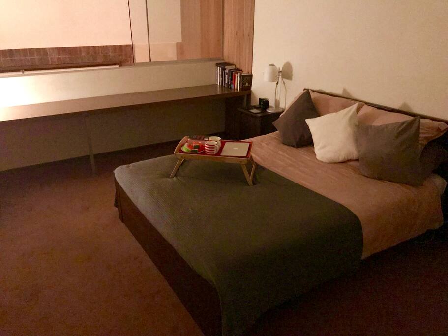 Queen Bed