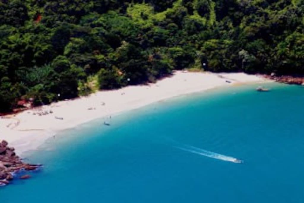 Praia do Bonete feita pela trilha