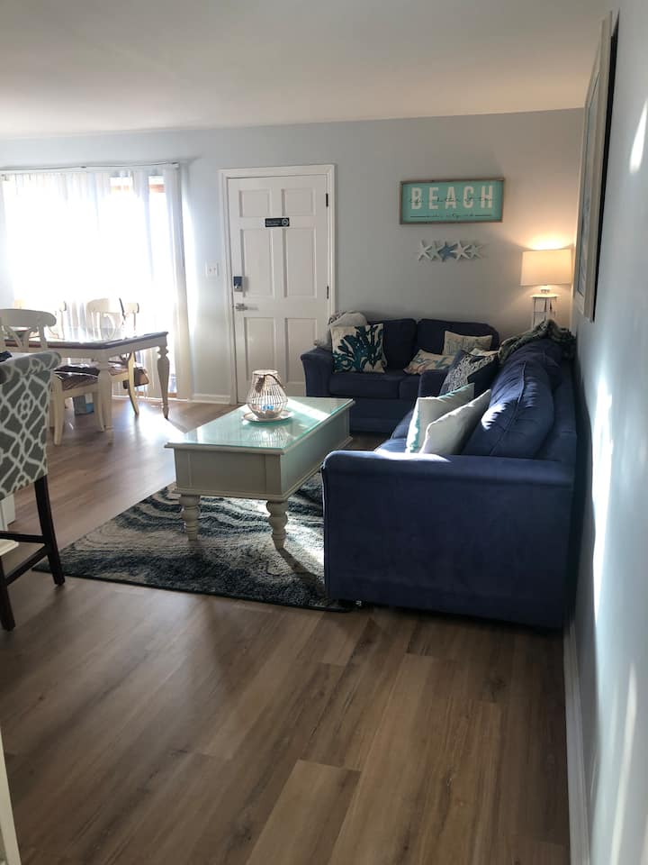 Oceanside 2 Bedroom 2 Bath North Oc Condo - Ocean City, MD