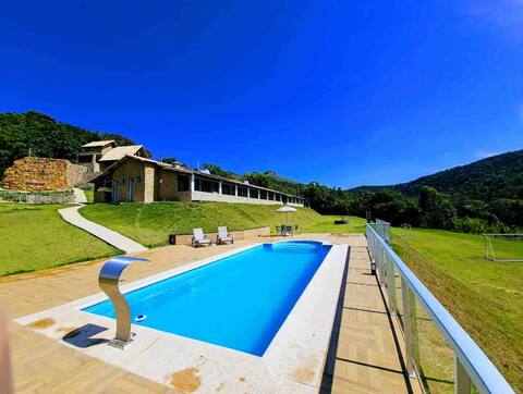 Cottage in Ecological Park in Alto da Serra