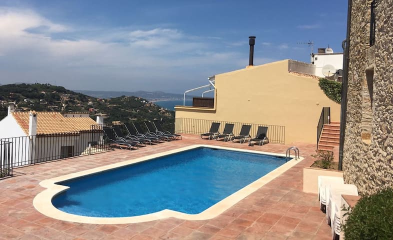 Airbnb® | Begur - Vacation Rentals & Places to Stay - Catalunya, Spain