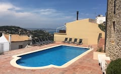 Centre+of+Begur+2+Bdrm+pool+%26+views