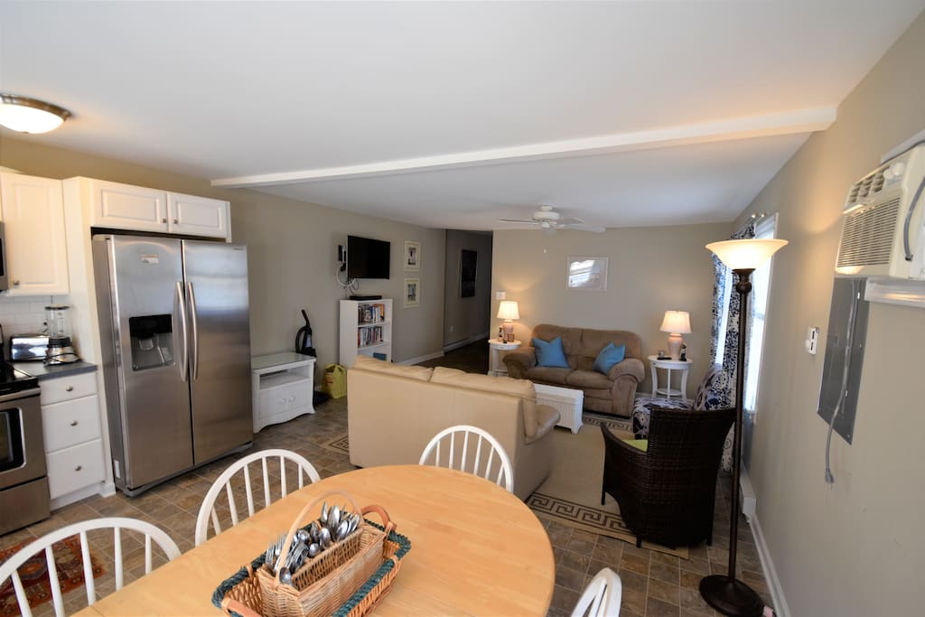DIning/Kitchen