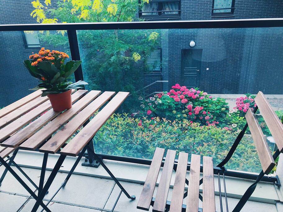 balcon/balcony/俯瞰花园的阳台
