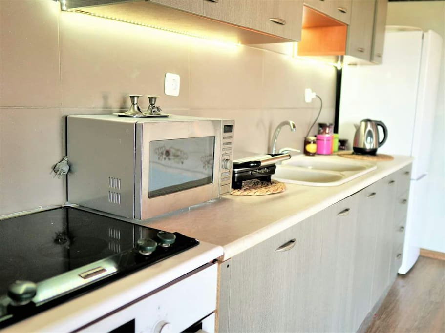 big kitchen with all the nesecary equipment