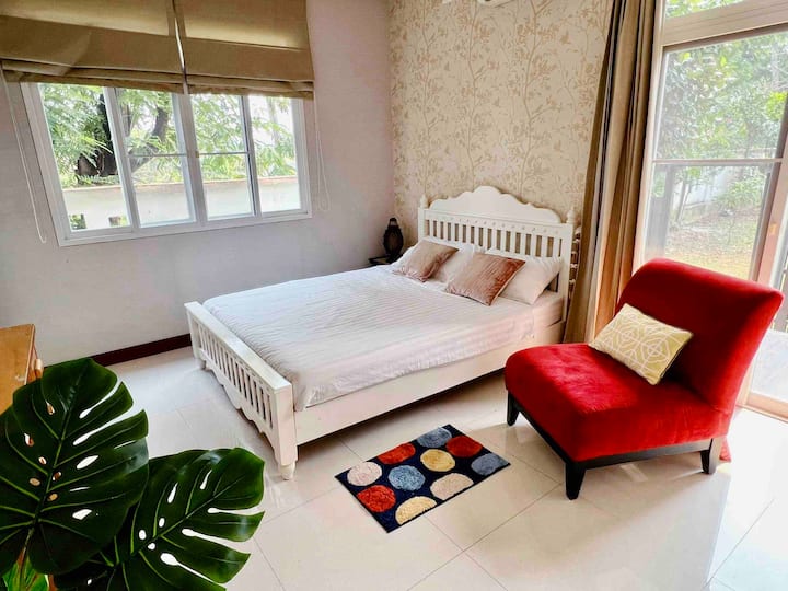 Dormitorio de abajo.