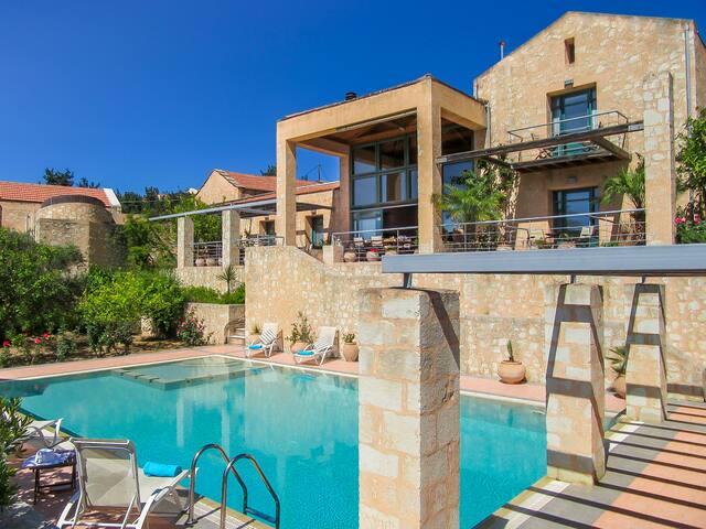 Alkyoni – Apokoron Villa with Large Private Pool gallery image 2