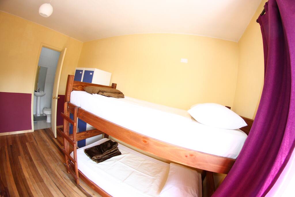 Habitación con baño privado
