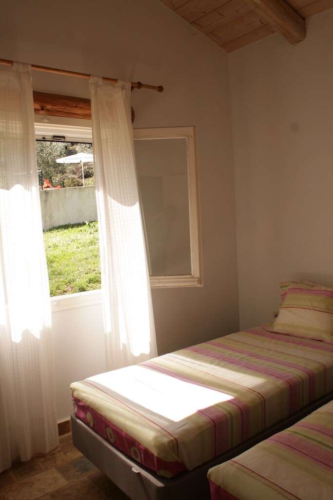 غرفة النوم 1