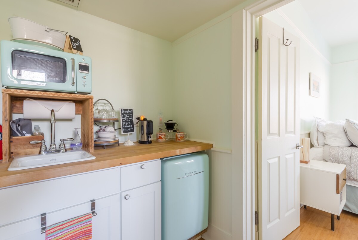Top Airbnb: Historic Old Town Studio in Cottonwood