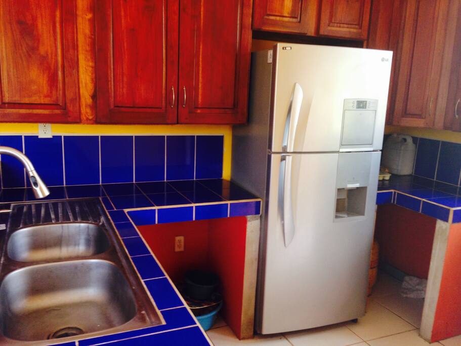 clean and nice place to prepare your meals